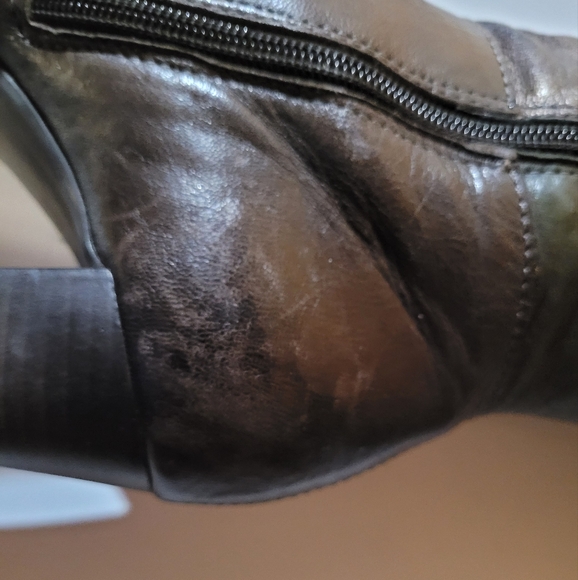 3 inch heel brown leather knee-high boots - Picture 13 of 15